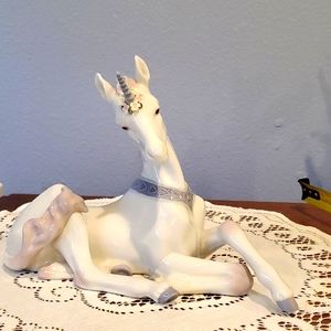 Llador Beautiful "Little Unicorn"